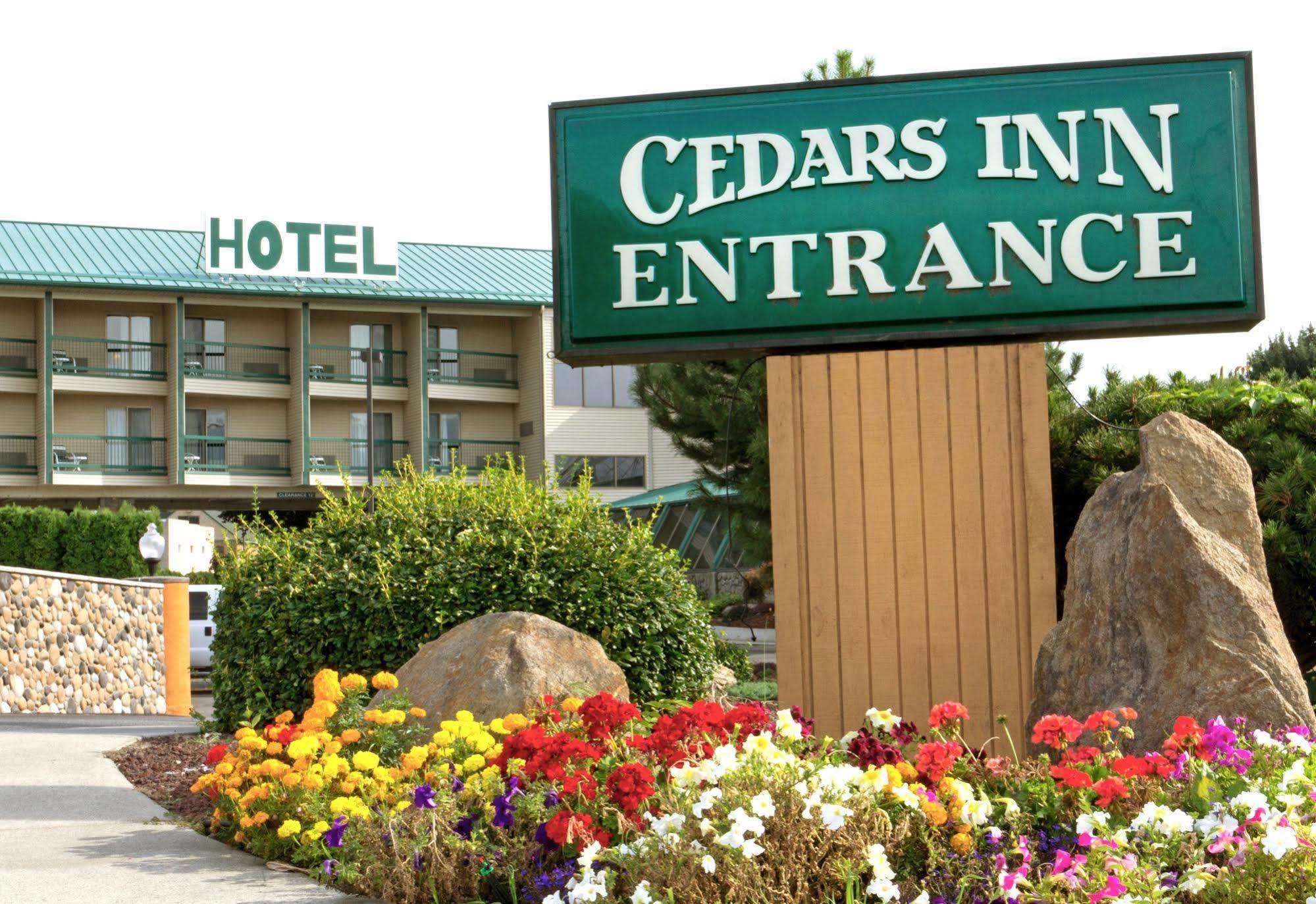 Cedars Inn Венатчі Екстер'єр фото